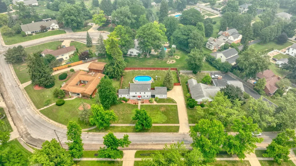 1058 Orchard Road Adrian, MI 49221