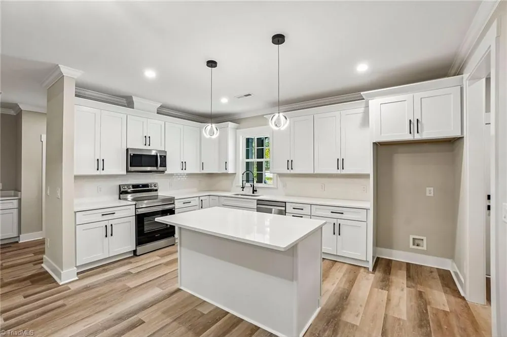 1316 Sagamore Drive Louisburg, NC 27549