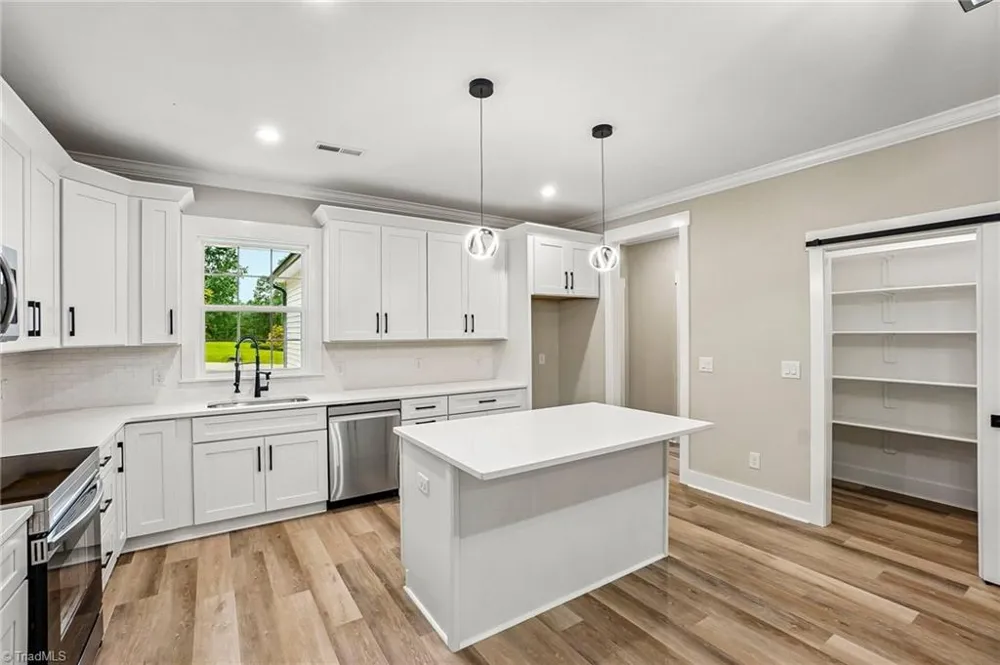 1316 Sagamore Drive Louisburg, NC 27549