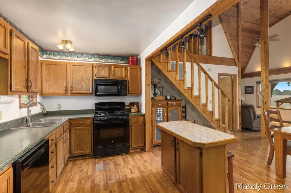 2858 Hall Street Orleans, MI 48865