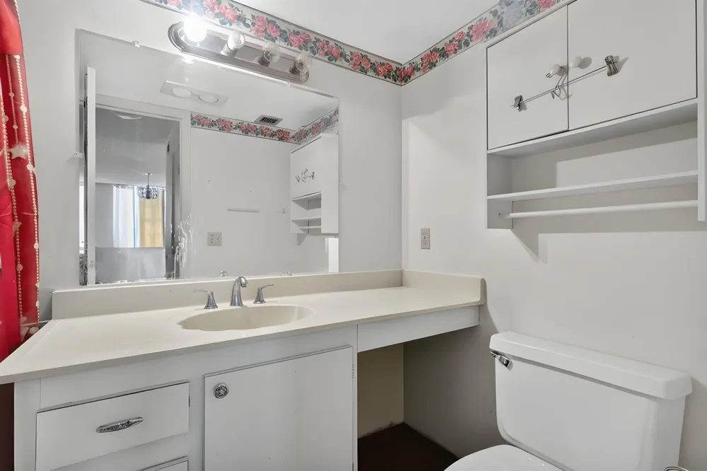 2780 NE 183RD STREET #112 Aventura, FL 33160