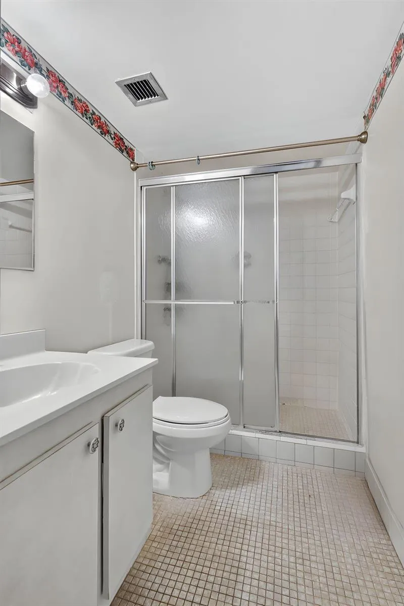 2780 NE 183RD STREET #112 Aventura, FL 33160