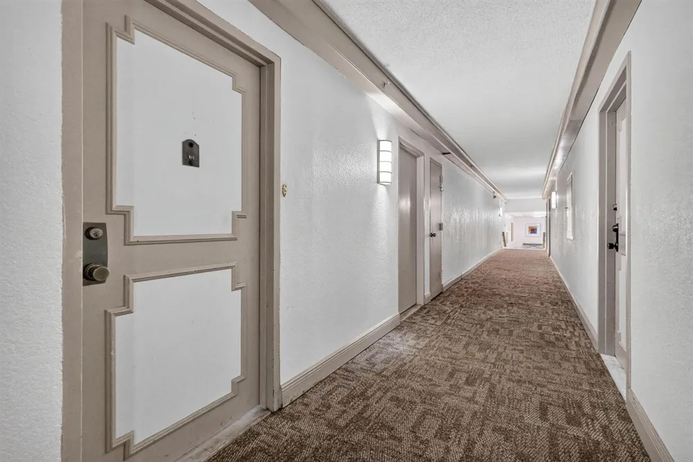 2780 NE 183RD STREET #112 Aventura, FL 33160