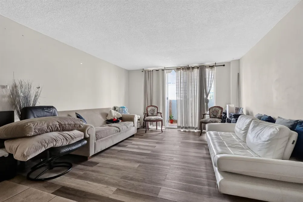 2780 NE 183RD STREET #112 Aventura, FL 33160