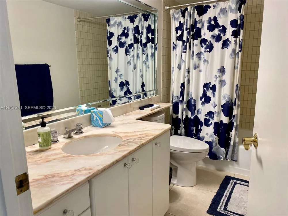 141 CRANDON BL #347 Key Biscayne, FL 33149