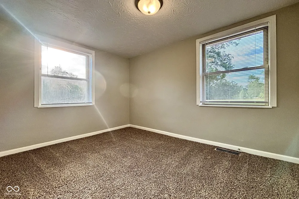 3139 W Water Tower Road Salem, IN 47167