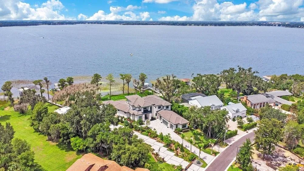 724 W 2ND AVENUE Windermere, FL 34786