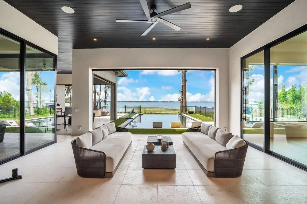724 W 2ND AVENUE Windermere, FL 34786