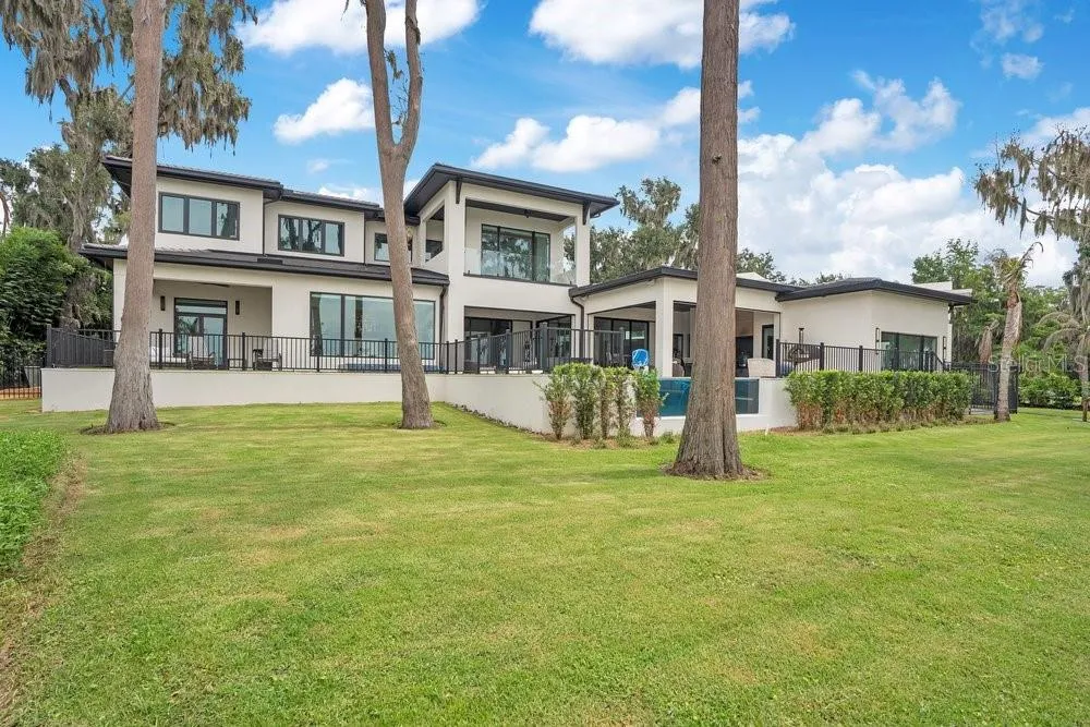 724 W 2ND AVENUE Windermere, FL 34786
