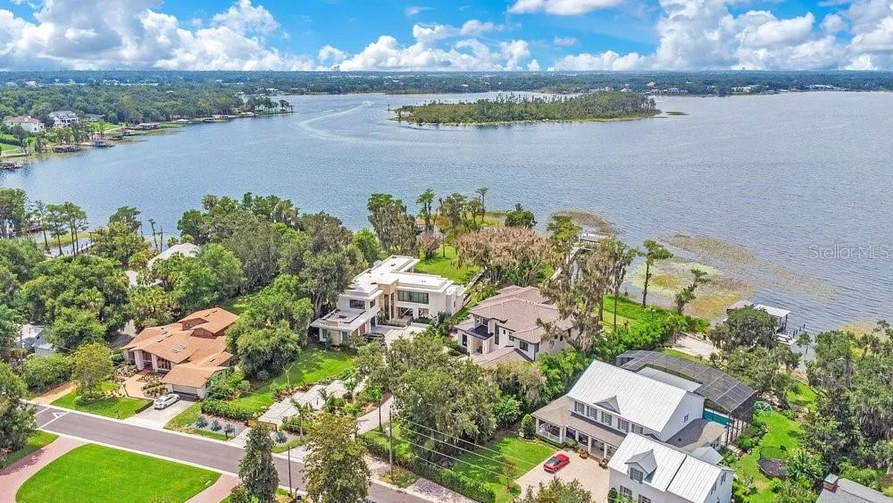 724 W 2ND AVENUE Windermere, FL 34786