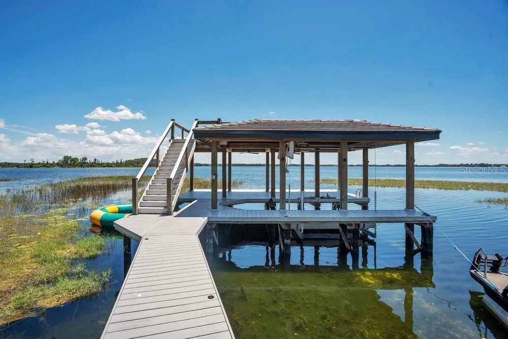 724 W 2ND AVENUE Windermere, FL 34786