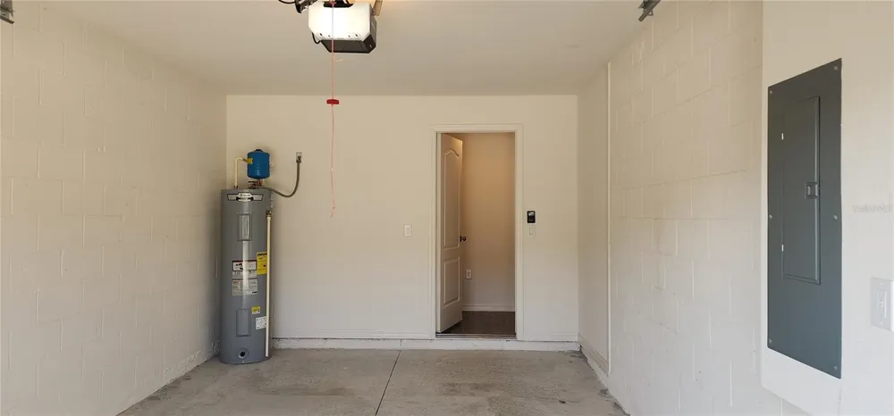 1531 WYNFORD CIRCLE Tavares, FL 32778