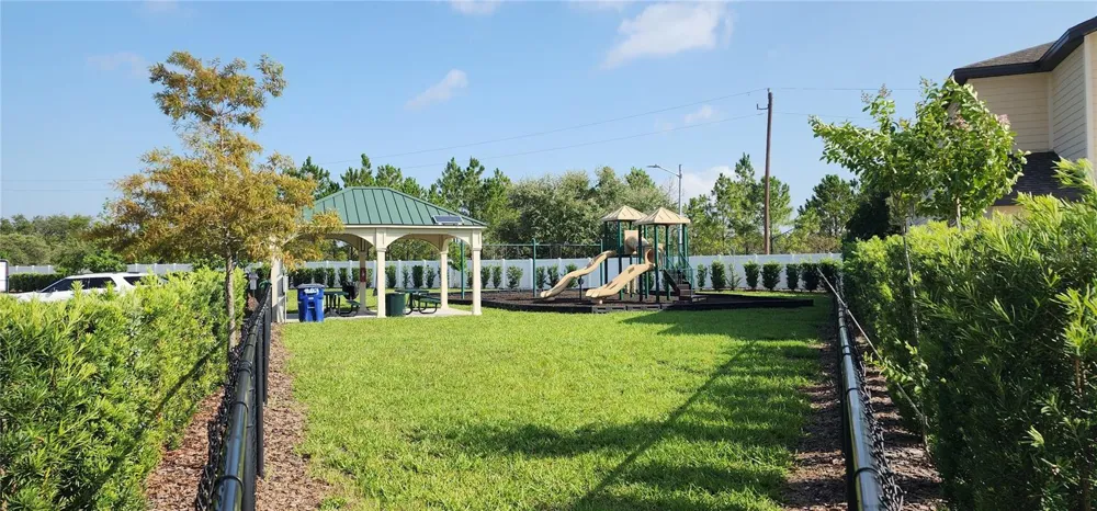 1531 WYNFORD CIRCLE Tavares, FL 32778