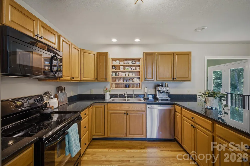5926 Dysartsville Road Morganton, NC 28655
