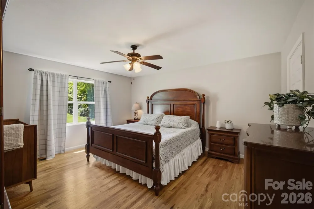 5926 Dysartsville Road Morganton, NC 28655