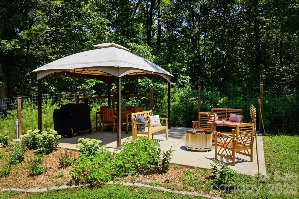 5926 Dysartsville Road Morganton, NC 28655
