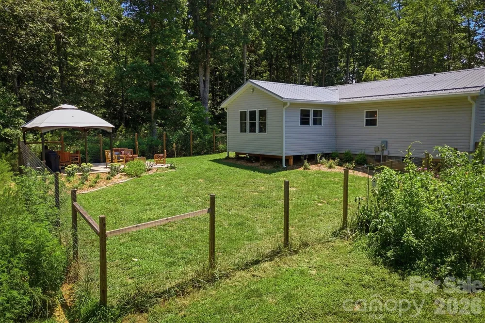5926 Dysartsville Road Morganton, NC 28655
