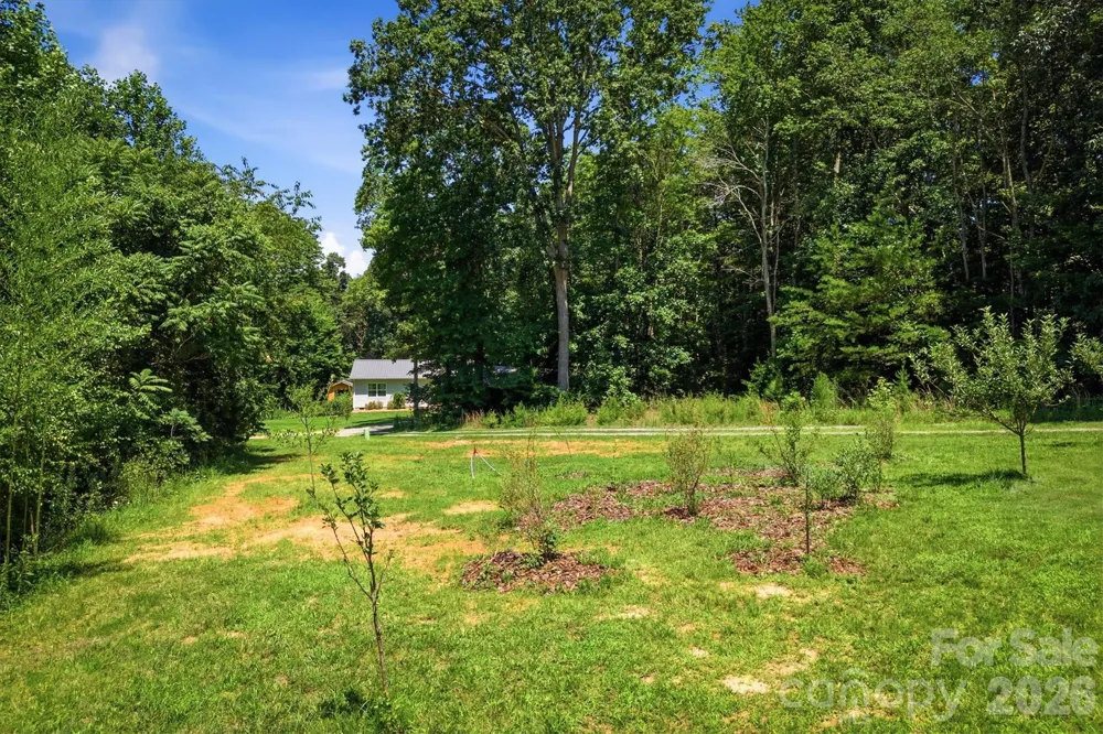 5926 Dysartsville Road Morganton, NC 28655