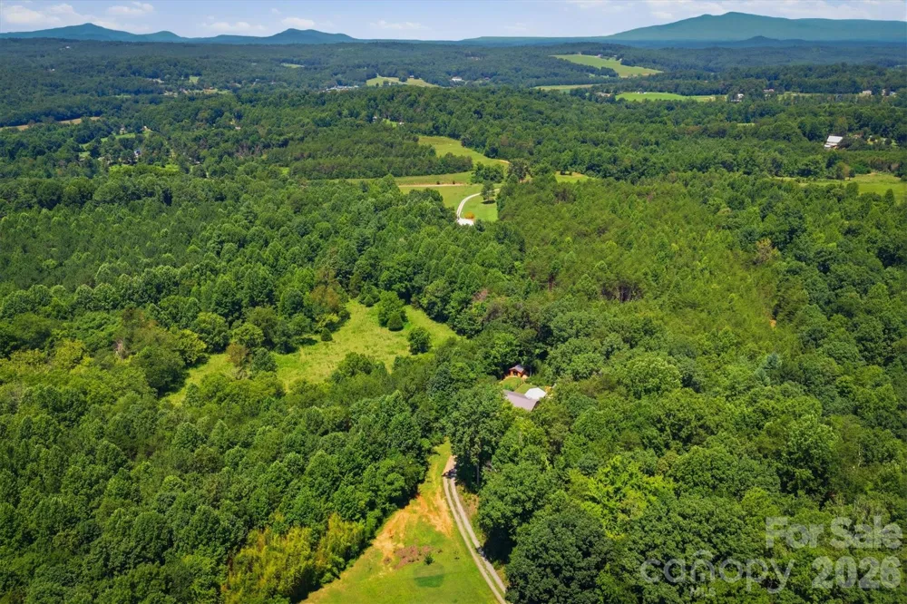 5926 Dysartsville Road Morganton, NC 28655