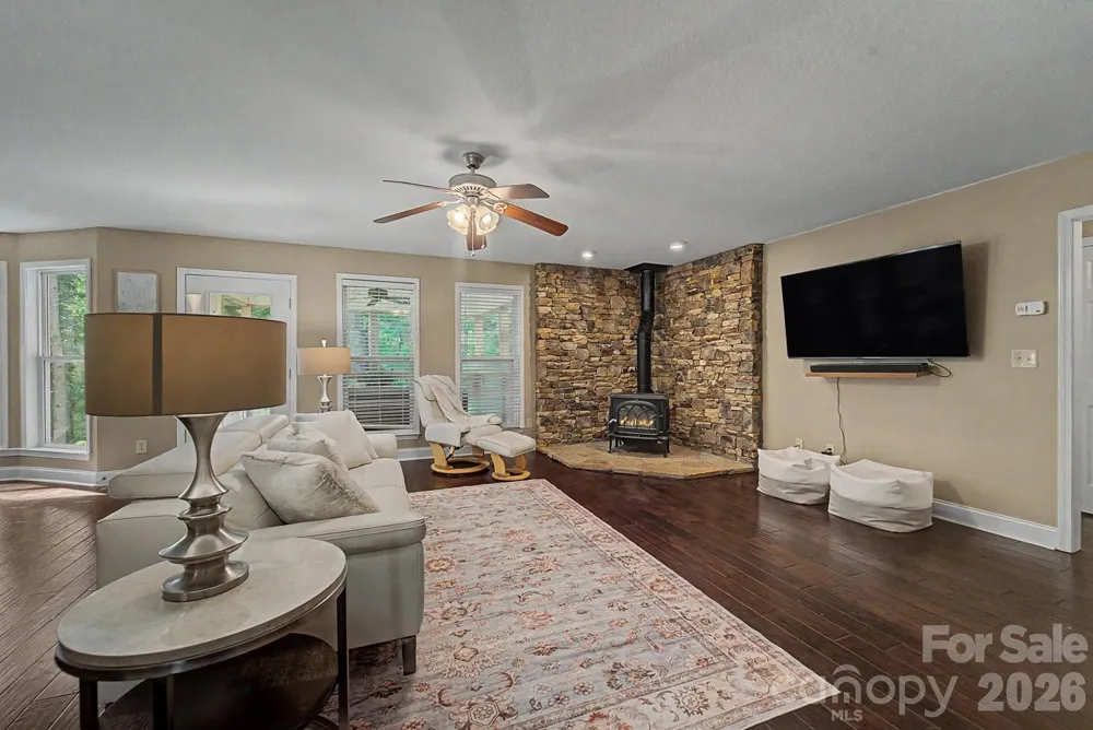 544 Stonehaven Drive Cullowhee, NC 28723