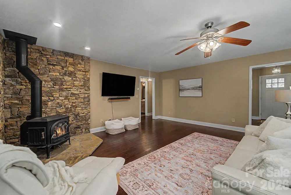 544 Stonehaven Drive Cullowhee, NC 28723