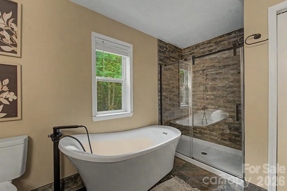 544 Stonehaven Drive Cullowhee, NC 28723