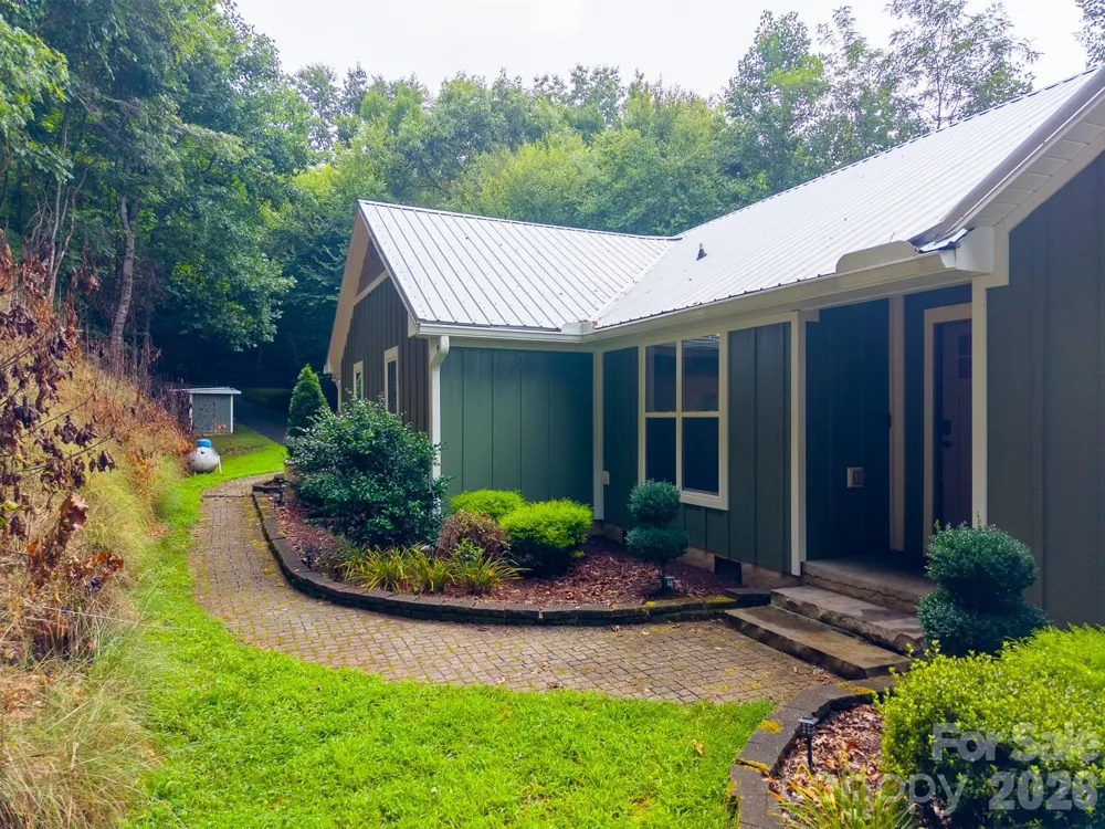 544 Stonehaven Drive Cullowhee, NC 28723