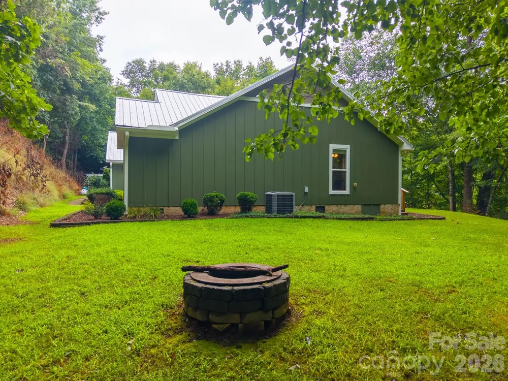 544 Stonehaven Drive Cullowhee, NC 28723