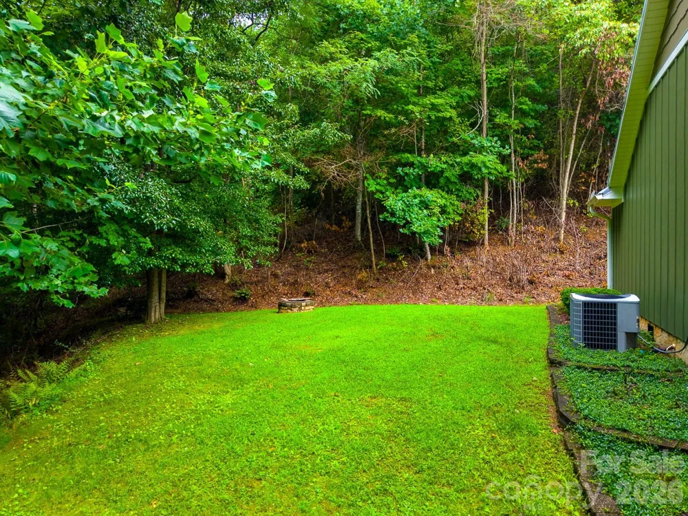 544 Stonehaven Drive Cullowhee, NC 28723