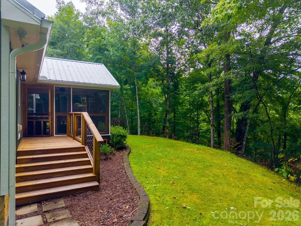 544 Stonehaven Drive Cullowhee, NC 28723