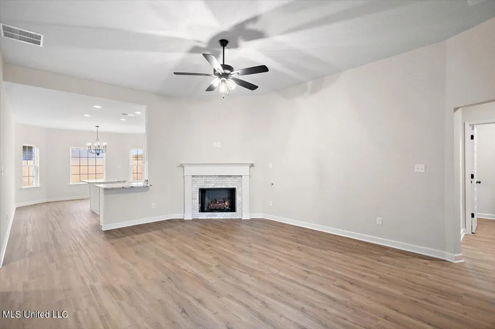 6396 River Lane Walls, MS 38680