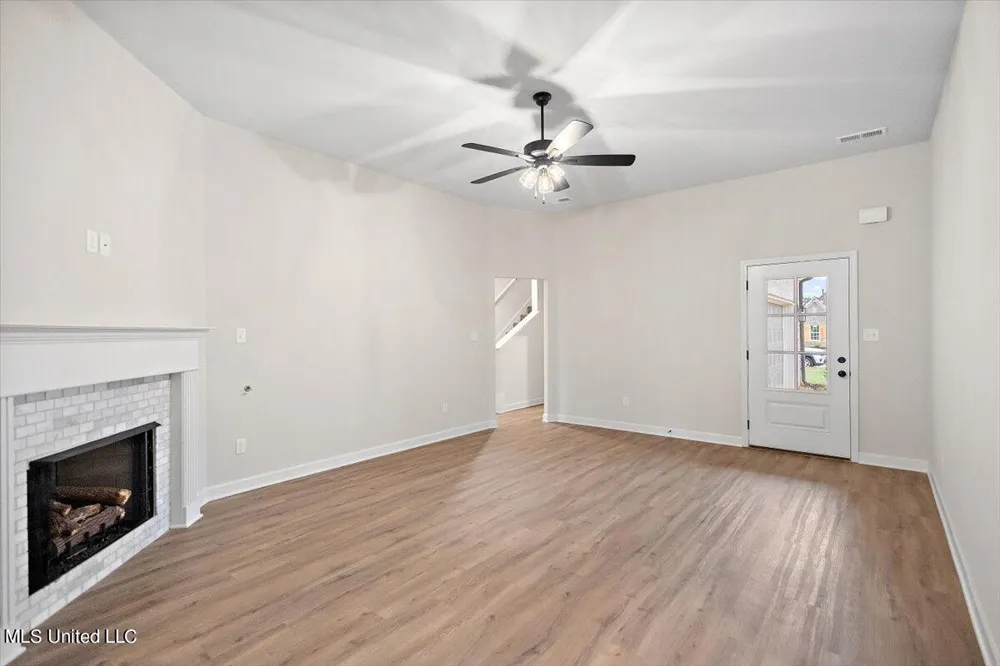 6396 River Lane Walls, MS 38680