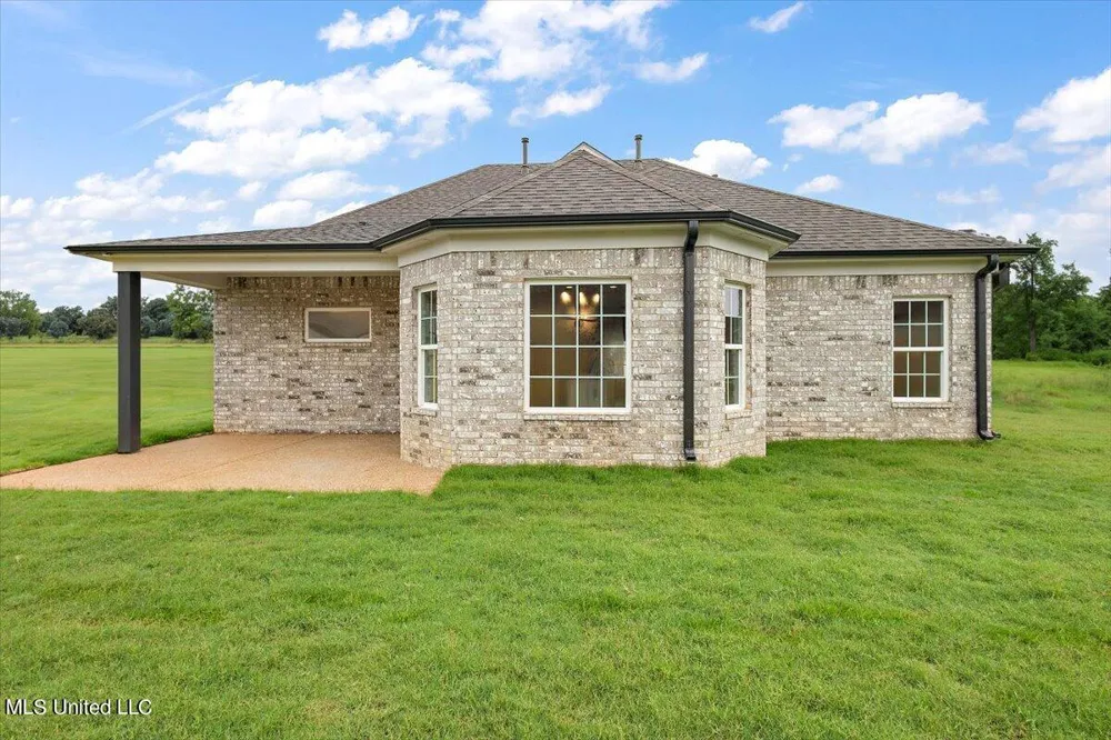 6396 River Lane Walls, MS 38680