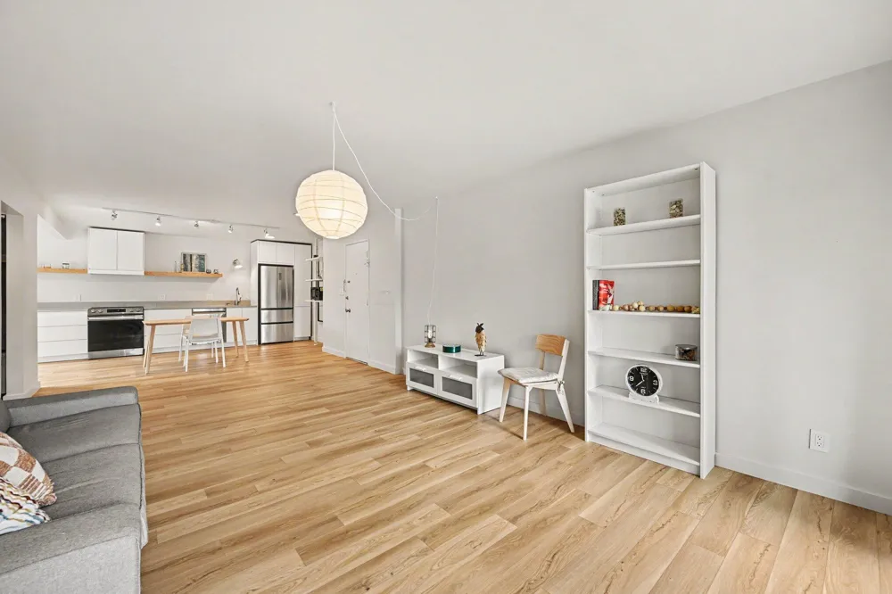 2104 Pauline Boulevard #205 Ann Arbor, MI 48103