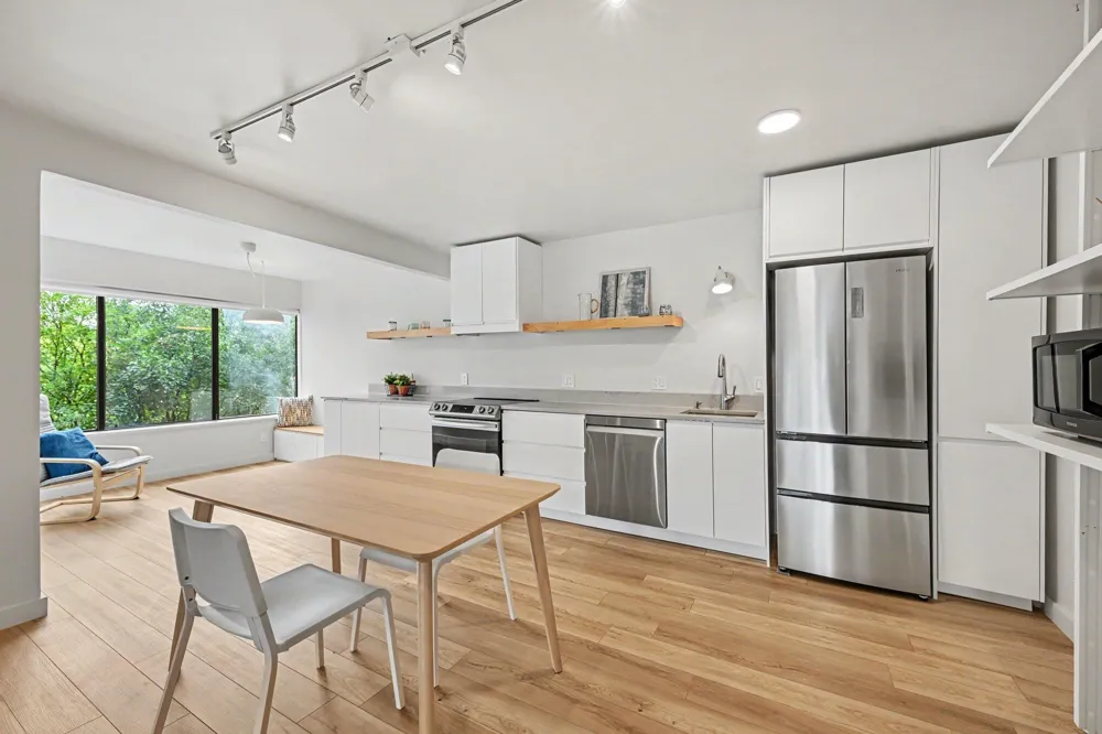 2104 Pauline Boulevard #205 Ann Arbor, MI 48103