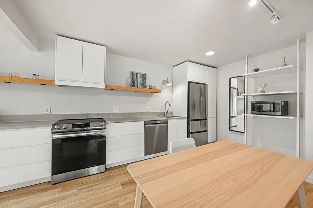 2104 Pauline Boulevard #205 Ann Arbor, MI 48103