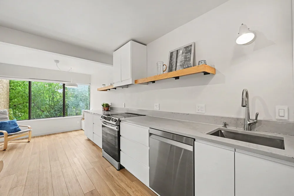 2104 Pauline Boulevard #205 Ann Arbor, MI 48103