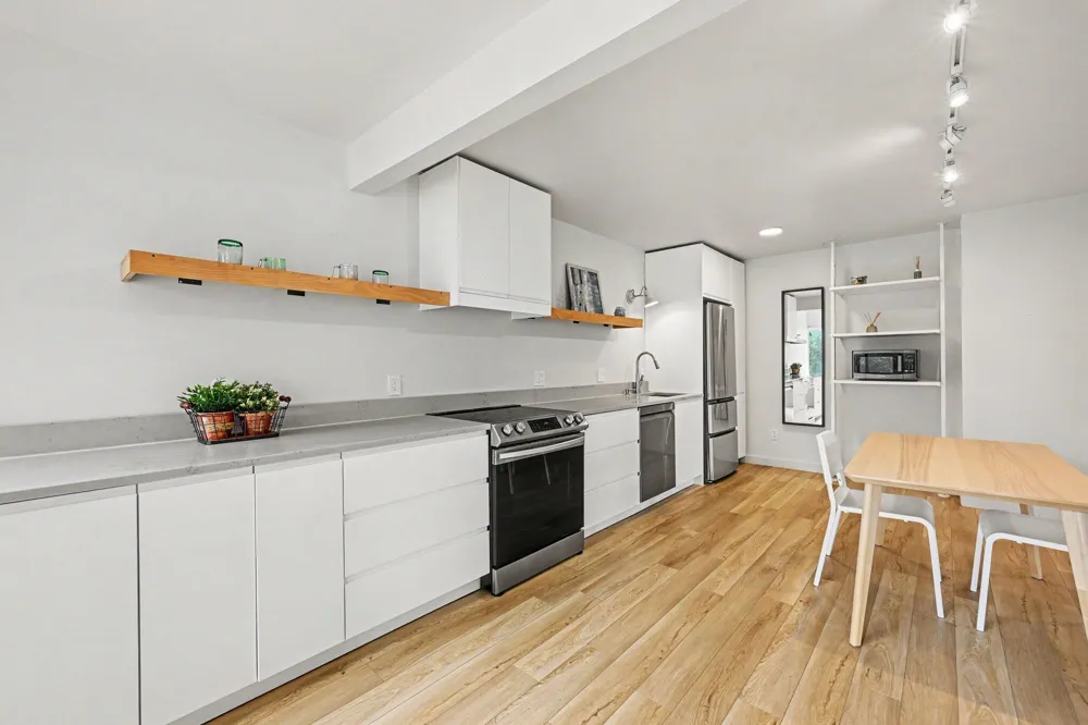 2104 Pauline Boulevard #205 Ann Arbor, MI 48103
