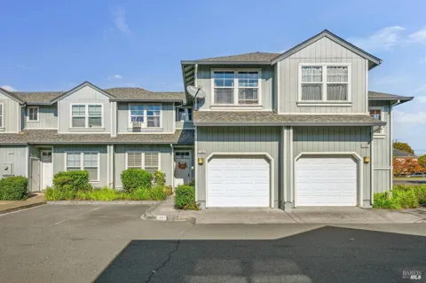 1507 Pinebrook Place