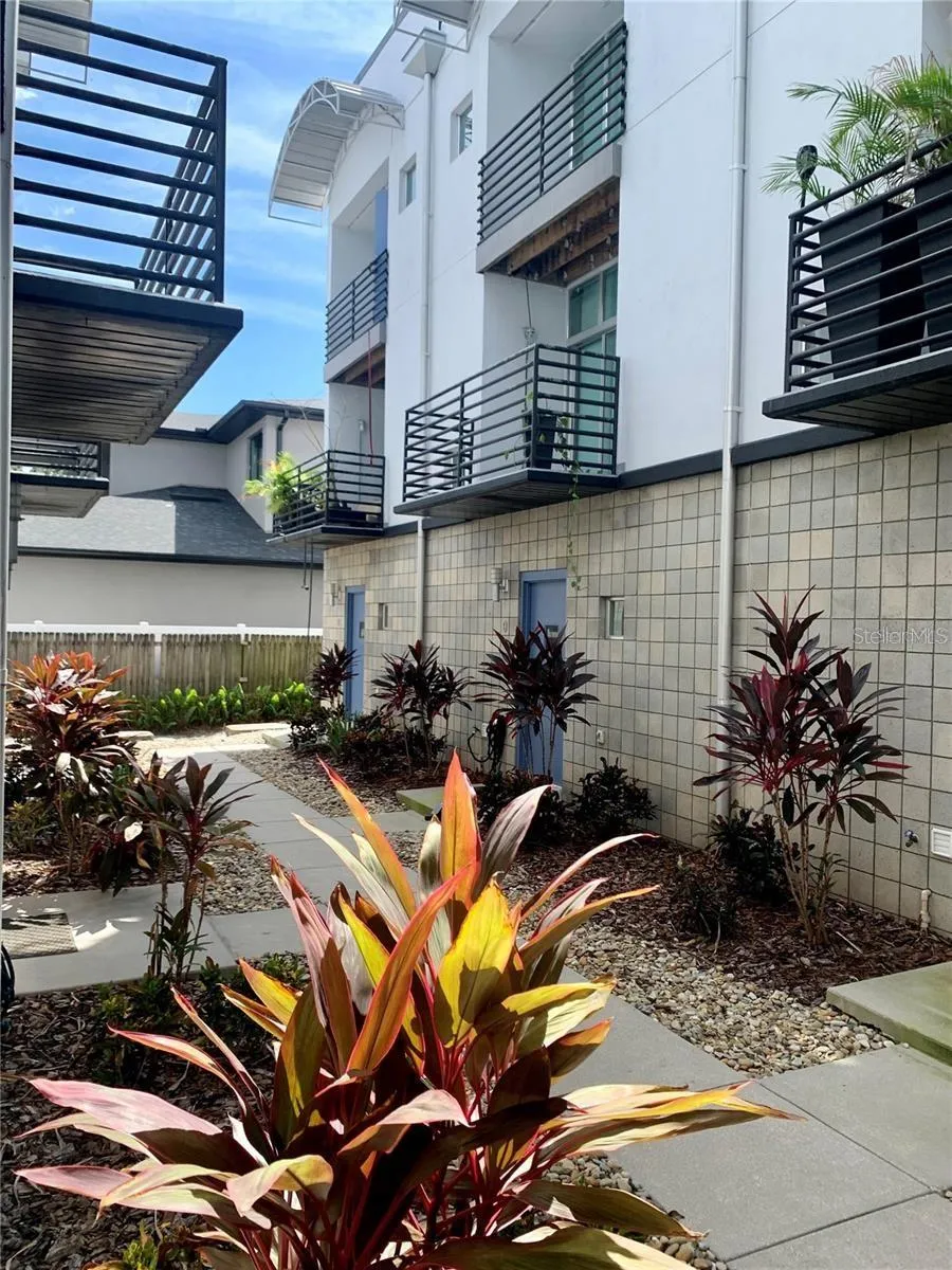 5008 S MACDILL AVENUE #19 Tampa, FL 33611