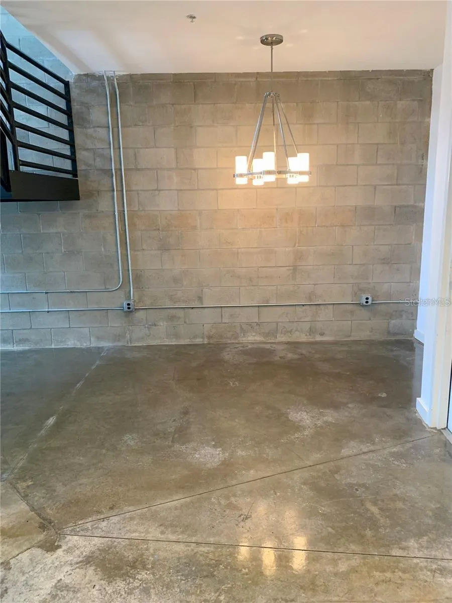 5008 S MACDILL AVENUE #19 Tampa, FL 33611