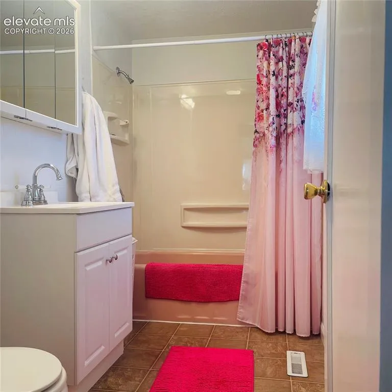 804 Cherry Lane Pueblo, CO 81005