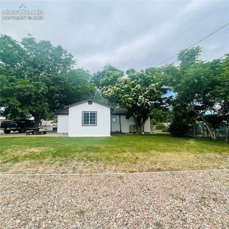 804 Cherry Lane Pueblo, CO 81005
