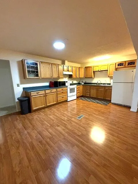 4084 Hartman Road Sodus, MI 49126