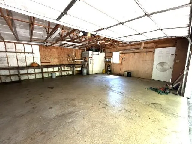 4084 Hartman Road Sodus, MI 49126