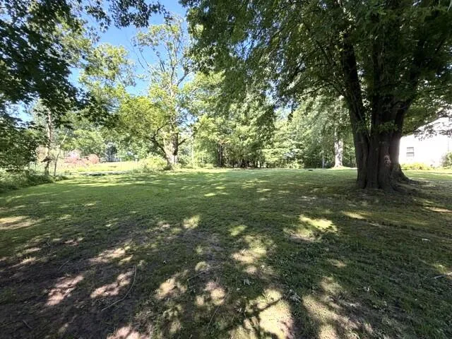 4084 Hartman Road Sodus, MI 49126