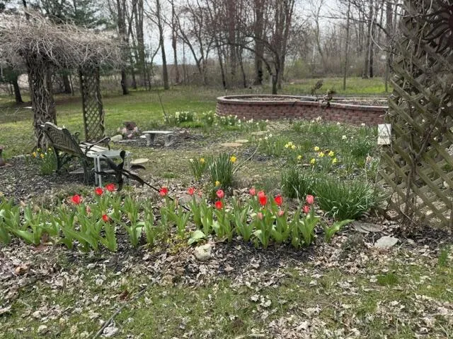4084 Hartman Road Sodus, MI 49126