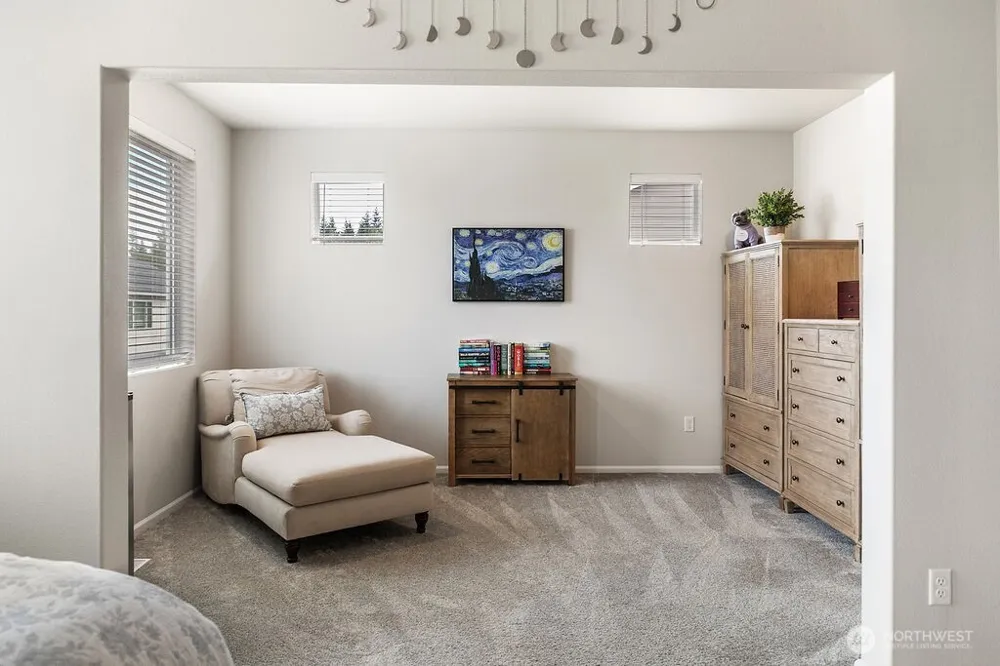 1235 Panoramic Loop Bremerton, WA 98312