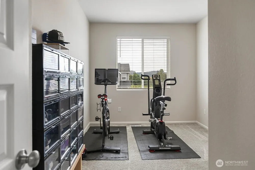 1235 Panoramic Loop Bremerton, WA 98312