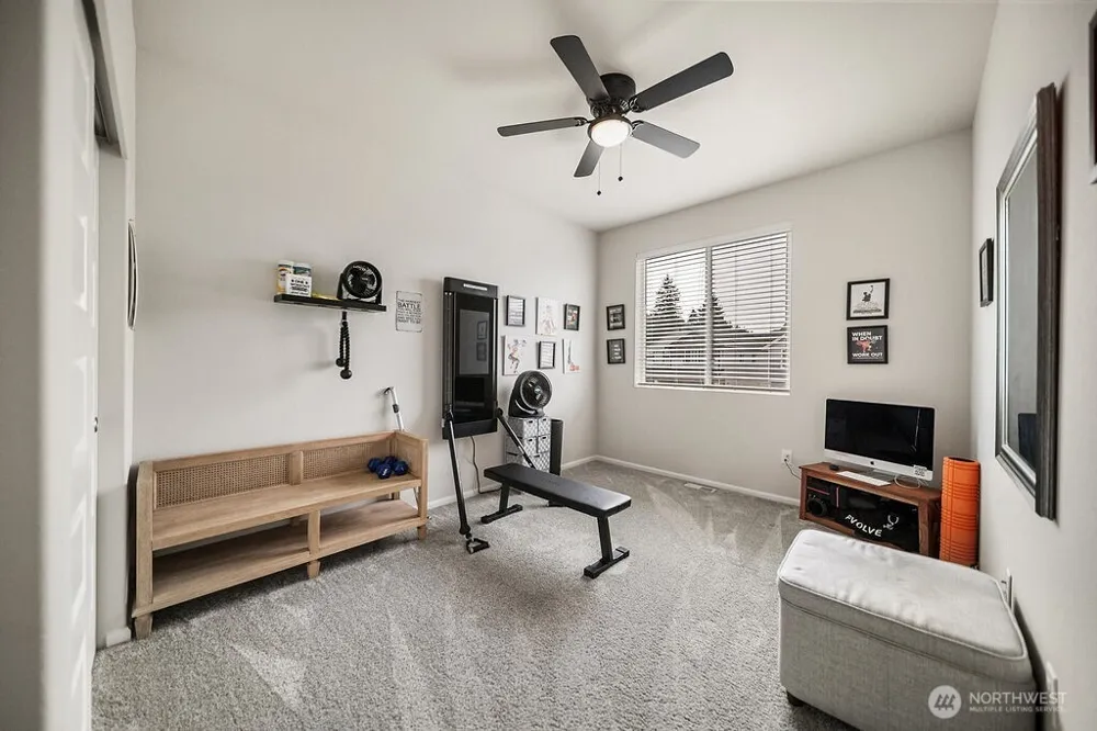 1235 Panoramic Loop Bremerton, WA 98312